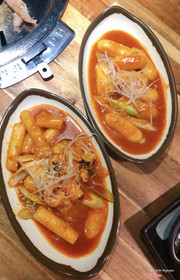 Bánh gạo hải sản & bánh gạo nhân phô mai