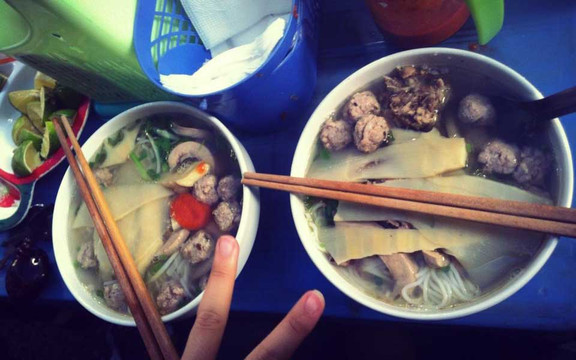 Nga Chính - Phở Bò Gà, Bún Mọc