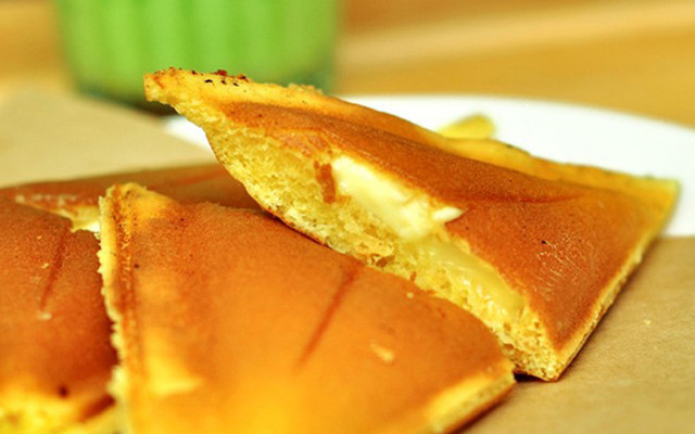 Hot Dog Đồng Đen