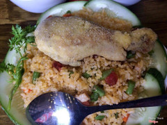 Cơm rang Tam Hoa + Đùi Gà chiên giòn