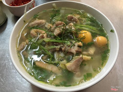 phở gà trứng non