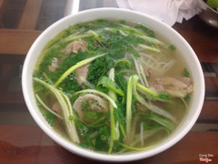 Bún gà đùi