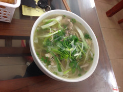 Phở gà đùi