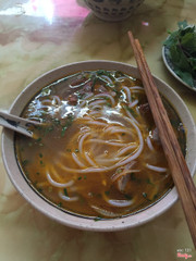 Bún bò không