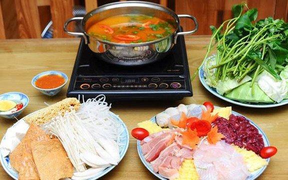 Lẩu 4 Mùa