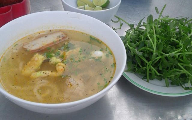 9 Tấn - Bánh Canh Cá Lóc