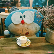 Cà phê trứng với doraemon