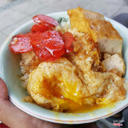 Xôi trứng lòng đào