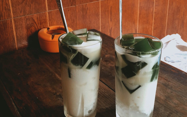 Chị Bích - Sinh Tố