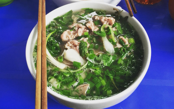 Phở Bò Lý Quốc Sư - Trần Khát Chân