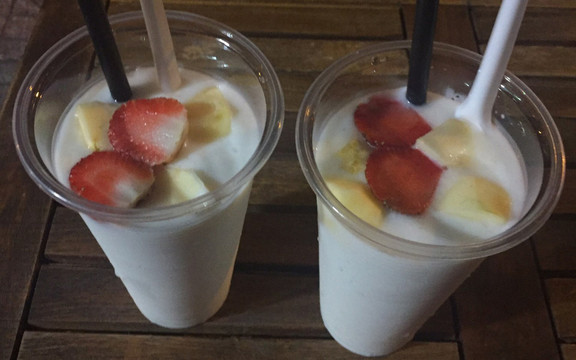 Bảo Bối Cafe & Sinh Tố Trái Cây