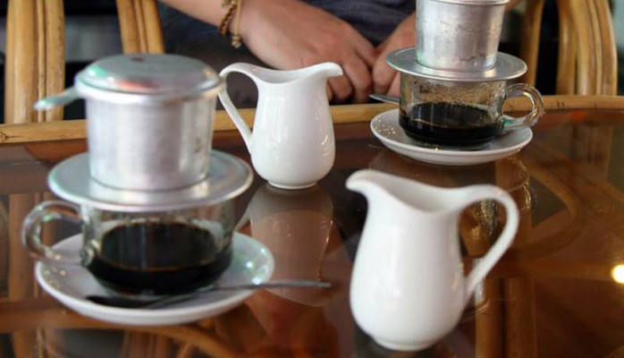 Lắc Coffee