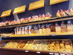 Rất rất nhiều loại bánh