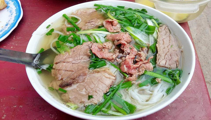 Phở Bò Gà & Bún Chả - Cự Lộc