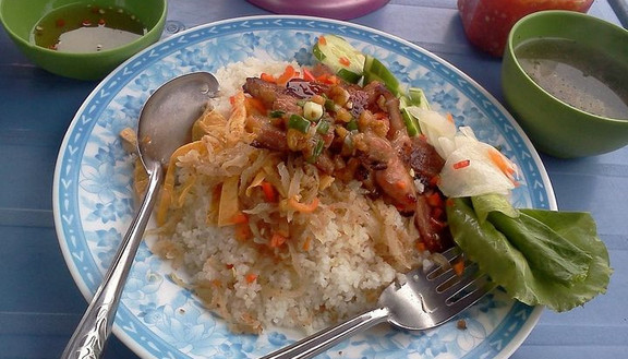 Hương - Hủ Tiếu, Bò Kho & Cơm Tấm