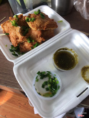 Cơm cháy chả cá, ngon mà nước chấm cay quá