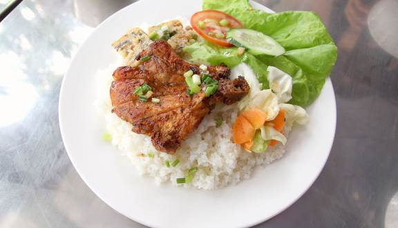 Cơm Tấm Ngọc Yến - Bà Hạt
