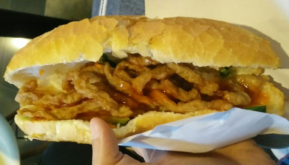 Bánh Mì Chả Cá 27