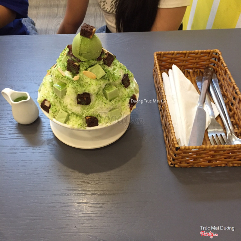 Bingsu trà xanh đậu đỏ 