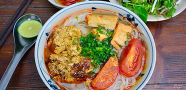 Bún riêu 25k