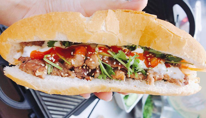 Bánh Mì Chín Mươi's - Đà Nẵng