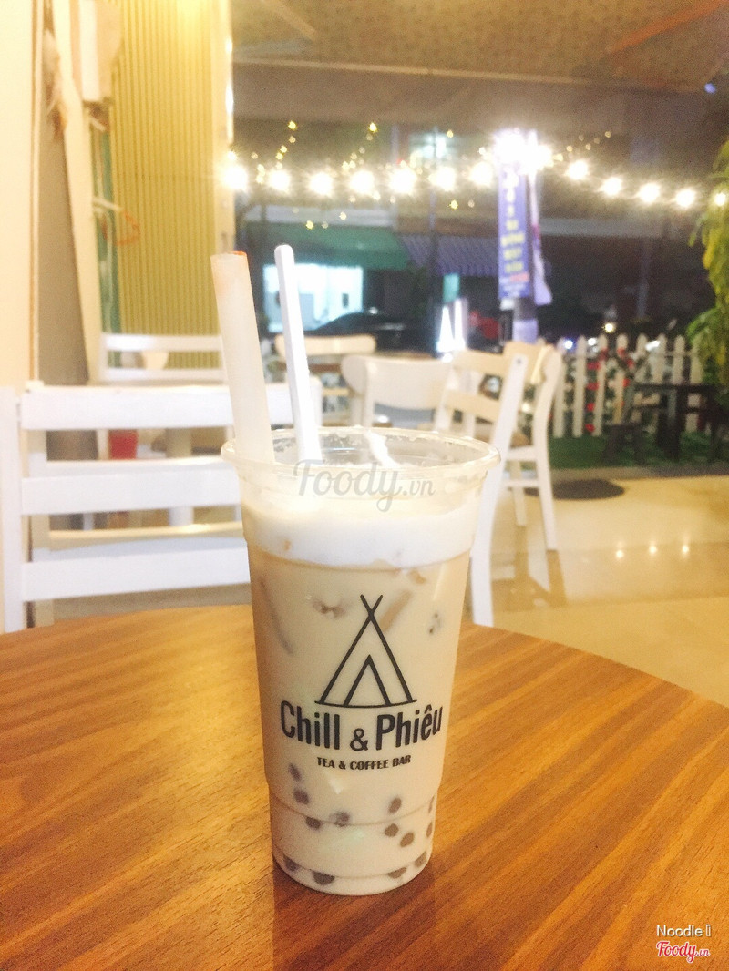 Trà sữa chill + khúc bạch