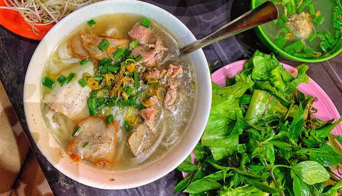 Phở & Mì Xíu Đêm Chợ Cồn