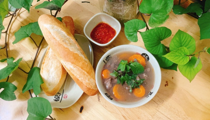 Páo - Bánh Mì Bò Kho - Lương Định Của