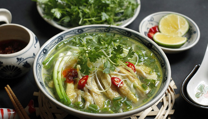 Phở Thuỷ - Phở Trộn, Cơm Rang & Mì Xào