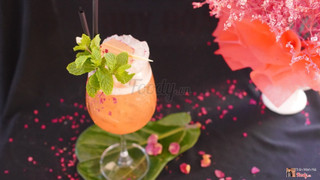 Trà Hồng Nhiệt đới