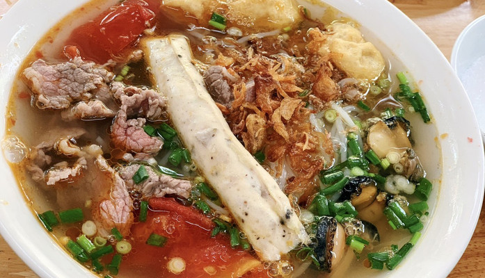 Bún Riêu Gốc Đa