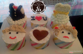 Hộp 6 cupcake kì niệm ngày cưới