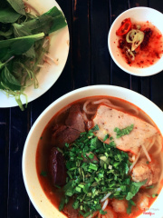 Bún bò gân chả 45K