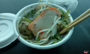 Bún bò gân chả (tôm cua)