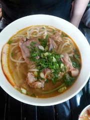 bún bò gánh 