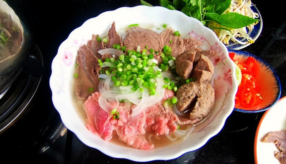 Phở Bắc Hải - Trần Văn Giàu