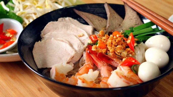 Hủ Tiếu Nam Vang Cô Thủy - Bún Riêu, Bún Măng Vịt & Cháo Lòng