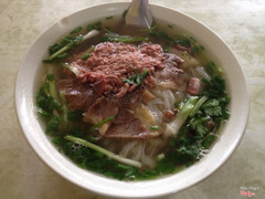 phở tái