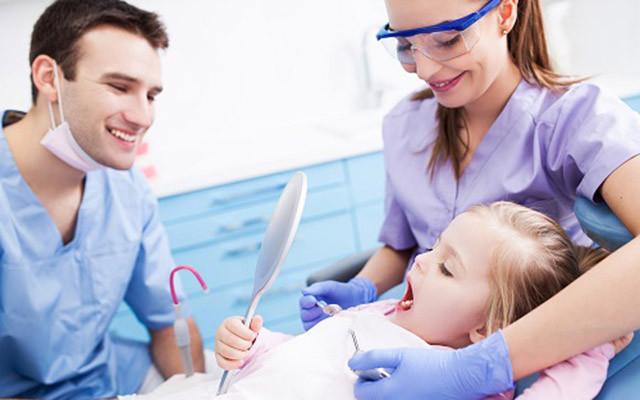 Nha Khoa Liên Nguyễn - Phạm Văn Hai