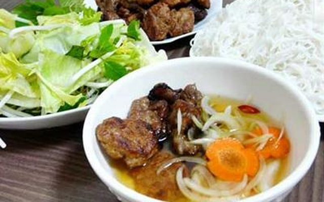 Bún Chả Nướng Quán 