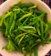 Hành lá và thì là