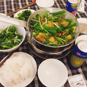 Chả cá 120k một suất ăn miếng đầu thấy ngon hay hay nhưng về sau thì hơi ngấy. Bill tổng 253k