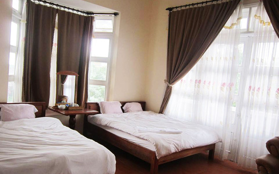 Phúc Lộc Thọ Hotel