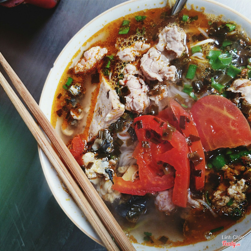 Bún riêu ốc