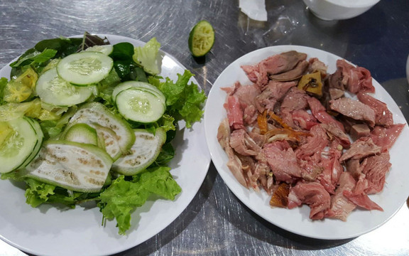 Quán Ngọc Mai 2 - Bê Thui Nóng