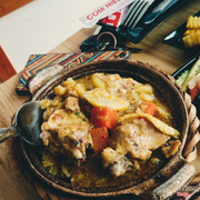 Cơm niêu gà cà ri