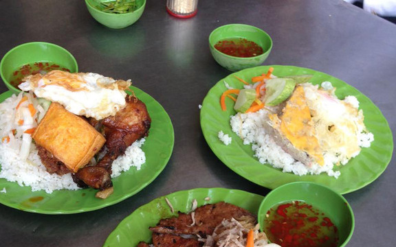 Cơm Tấm Cây Bàng