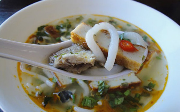 Bánh Canh Cô Lộc