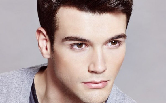 Việt Cường - Cắt Tóc Nam