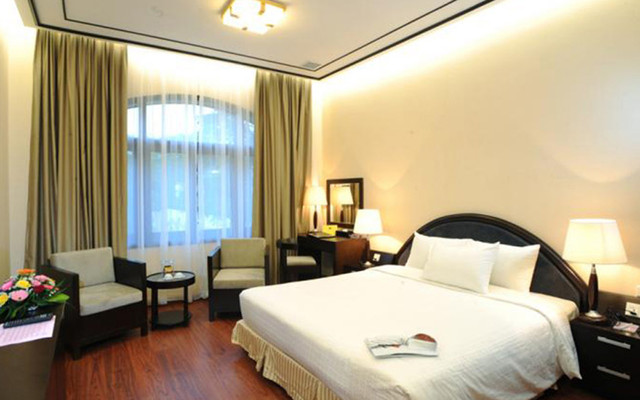 Garco Dragon Hotel